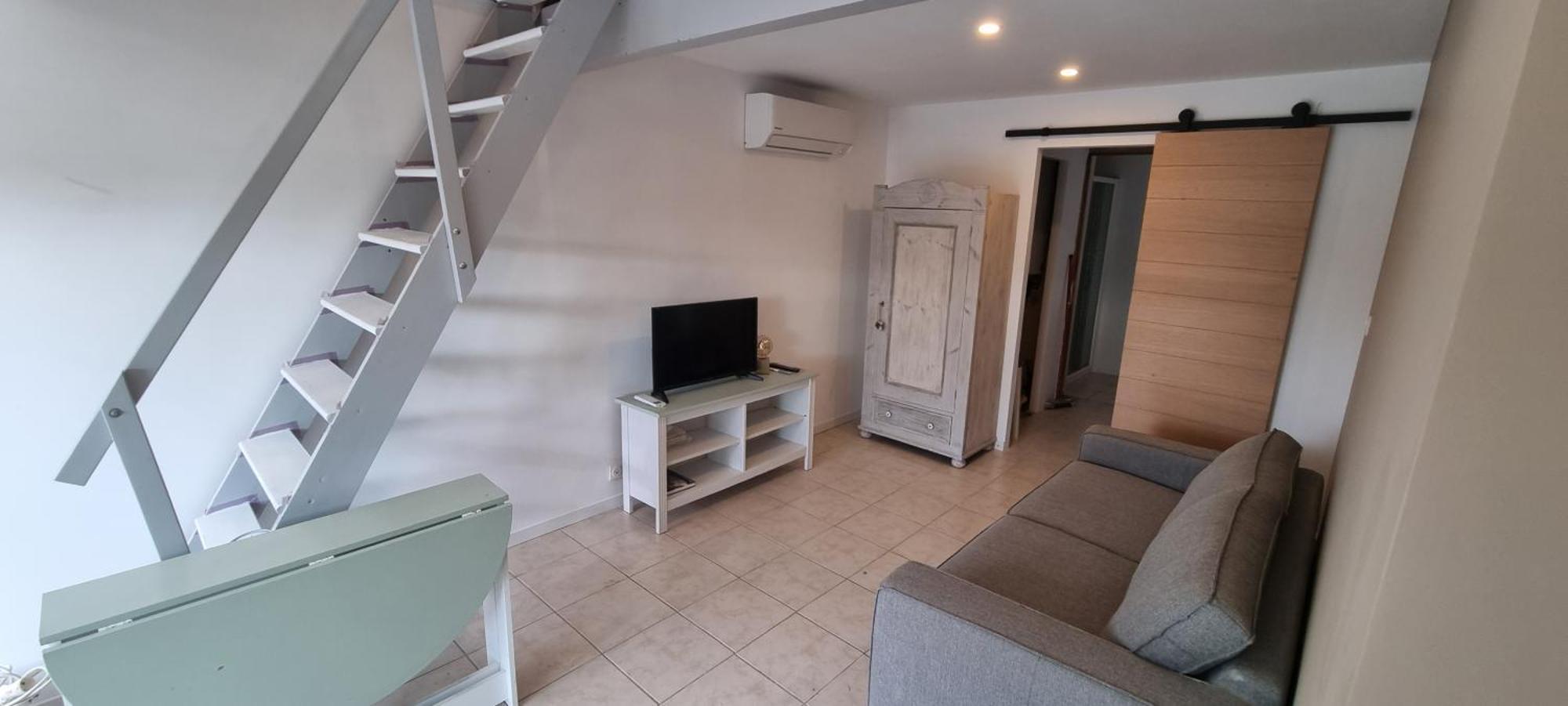 La Passiflore Apartment Mazan
